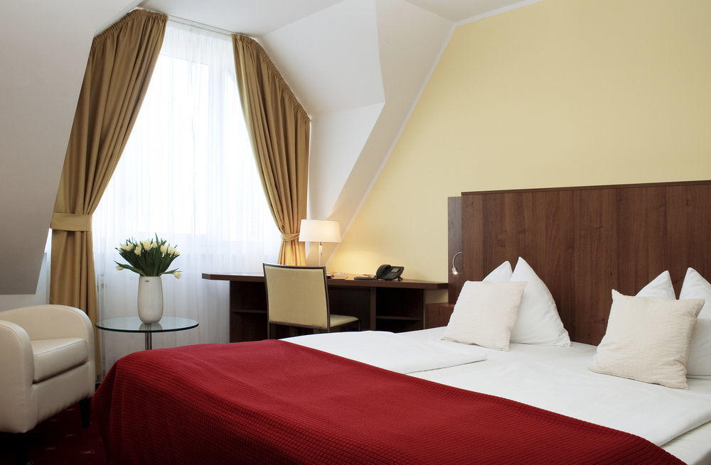 พาร์ค โฮเต็ล มัวบิท Hotel เบอร์ลิน ภายนอก รูปภาพ